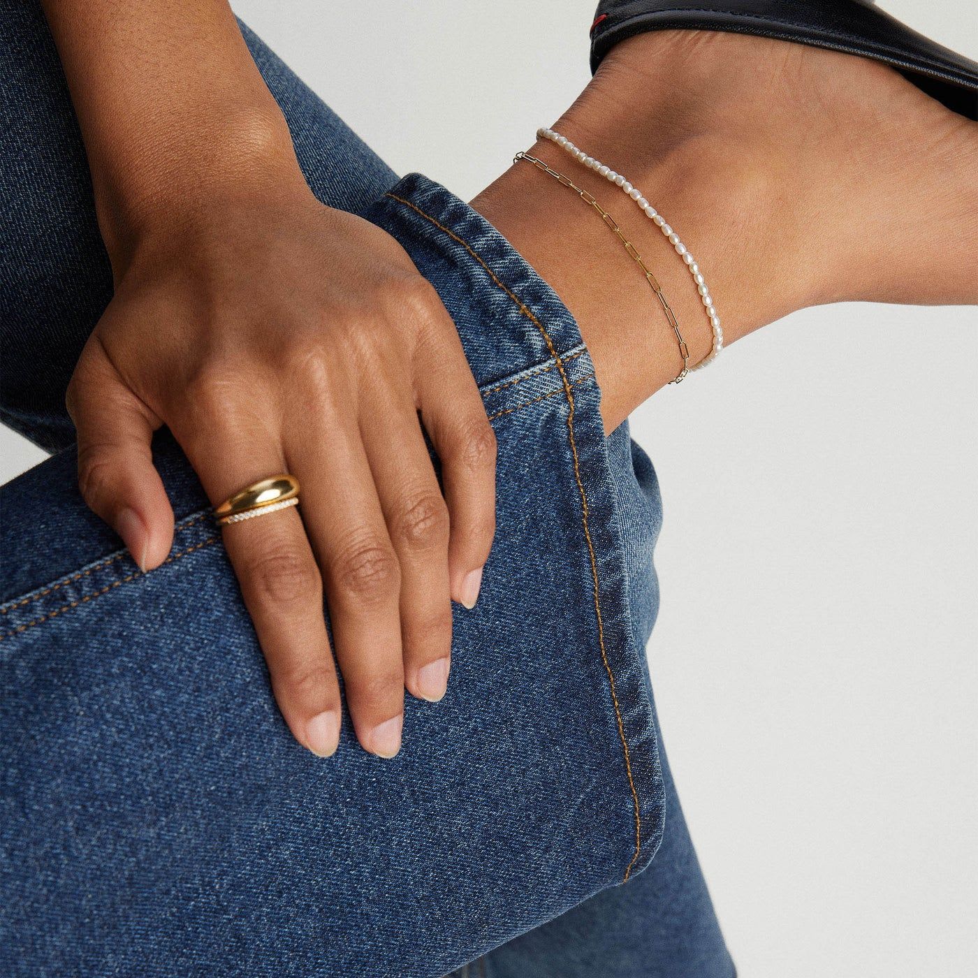 Mejuri - Micro Pearl Anklet