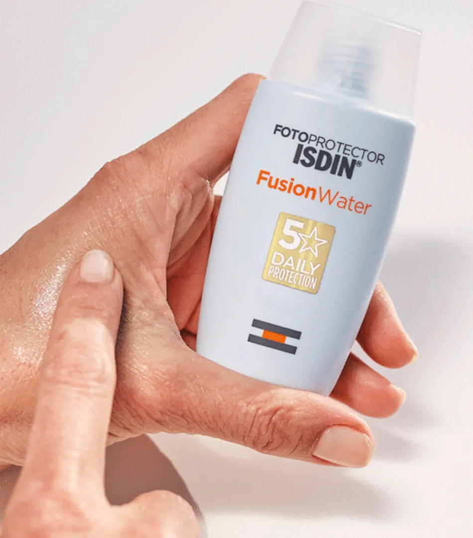 ISDIN - Fotoprotector ISDIN Fusion Water 5 Stars SPF 50