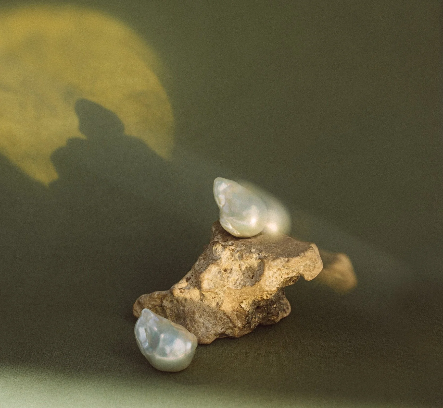 Pranca - Baroque Pearl Stud Earrings