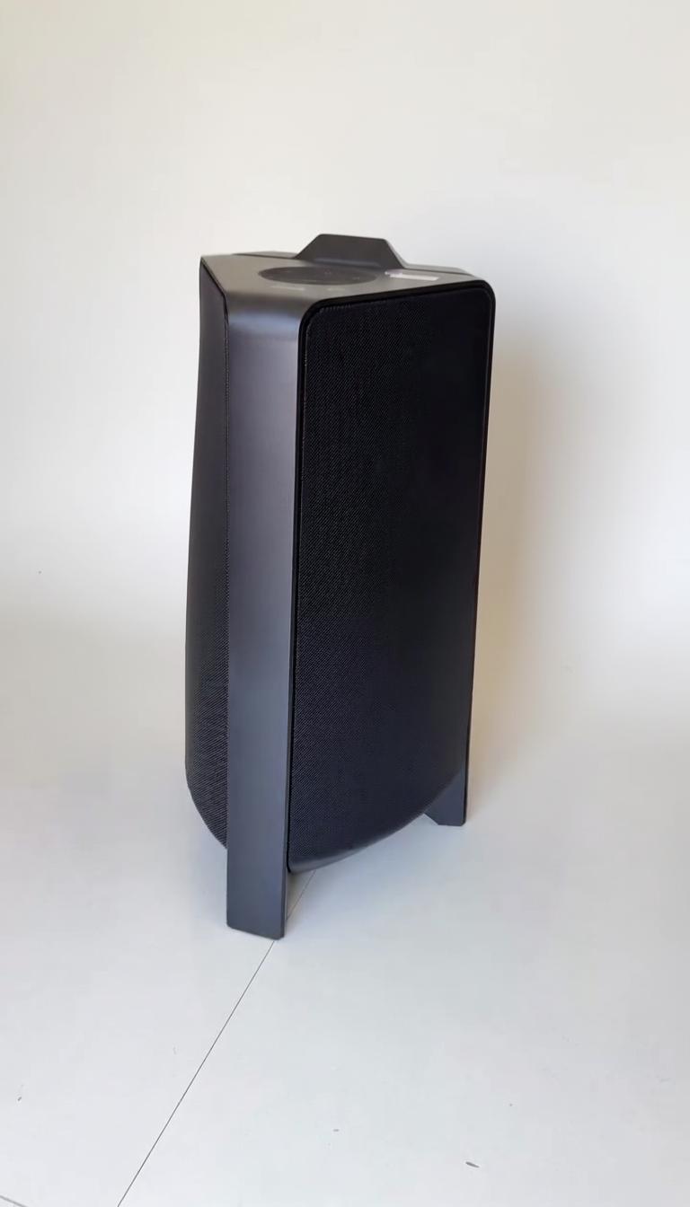 Instagram post by @suhastech