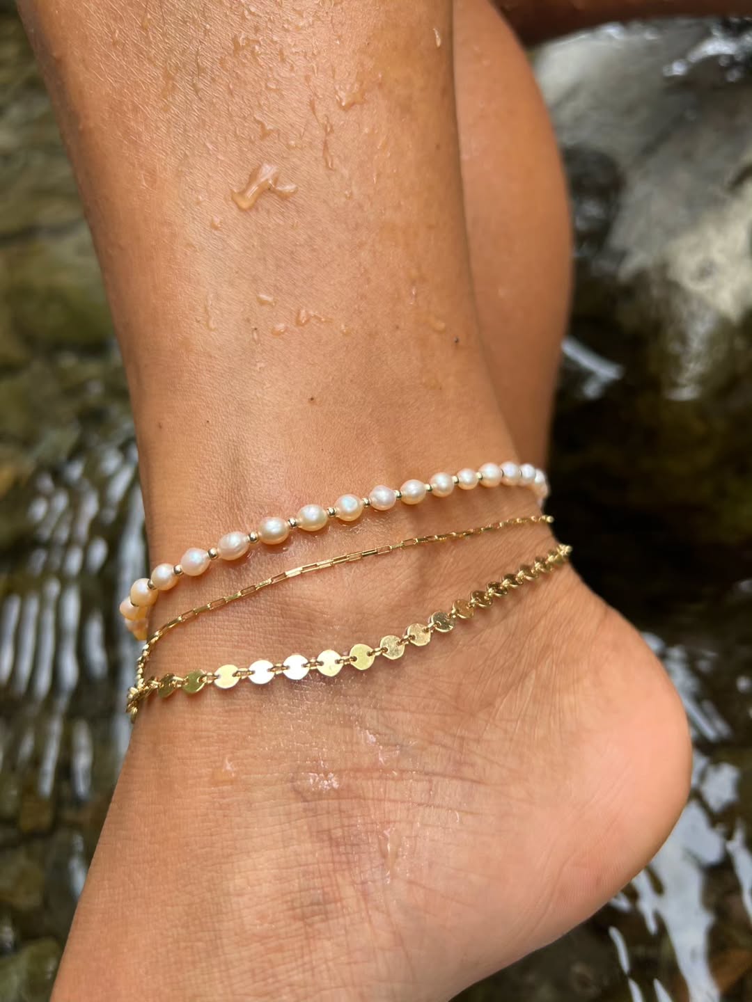 Delicate Pearls Anklets 3