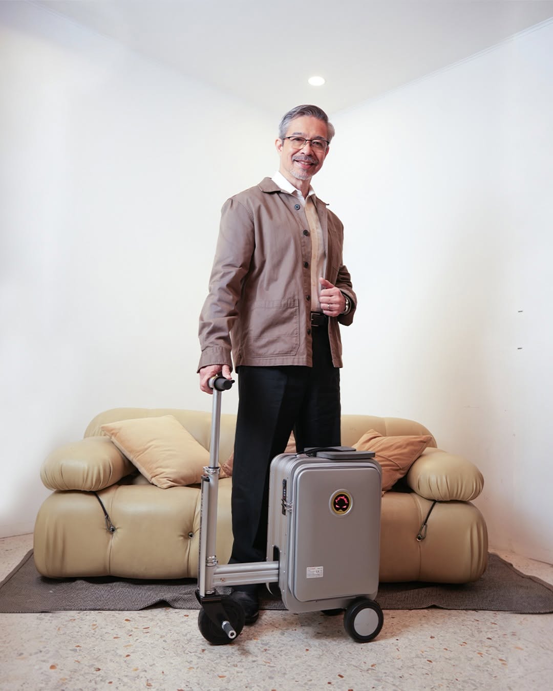 Ride-On & Motorized Smart Luggage 1