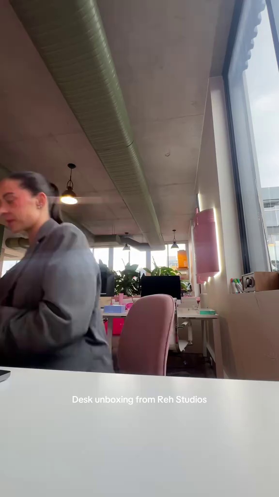 TikTok post by @melaniesutherland