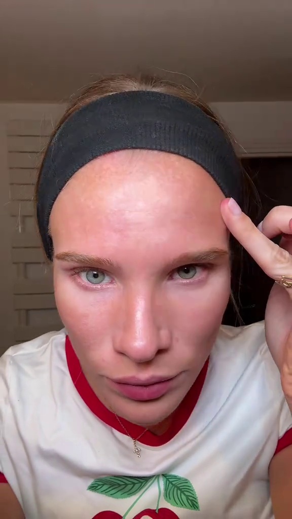 TikTok post by @alicelimperatrice