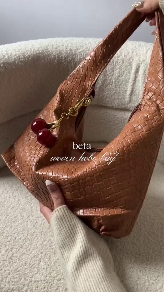 TikTok post by @ellesordelacruz